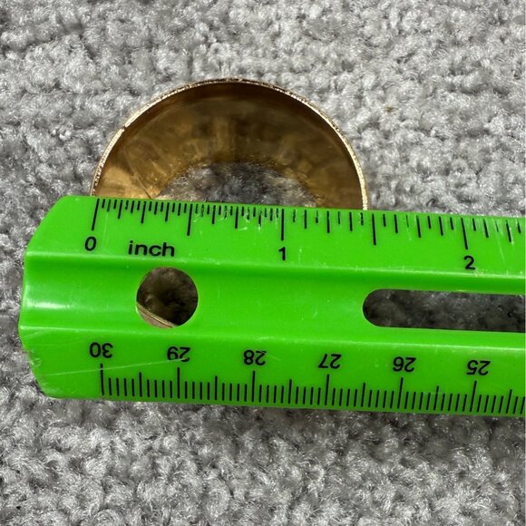 Gold Tone Metal Band Napkin Rings Set of 6 Textured Design Kitchen Dining Use - Picture 6 of 12